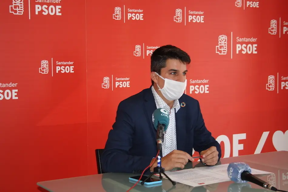 El portavoz del Grupo Municipal Socialista, Daniel Fern&aacute;ndez. / ALERTA