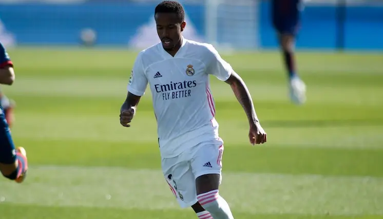 Militao en el &uacute;ltimo encuentro de los madridistas ante el Huesca. / EUROPA PRESS
