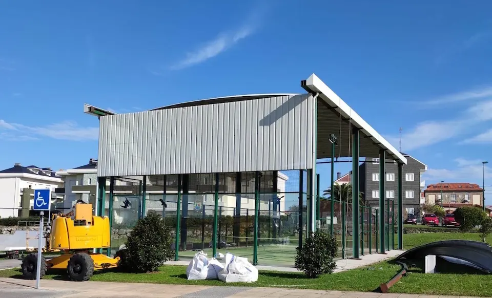 Pista padel en Suances. / ALERTA