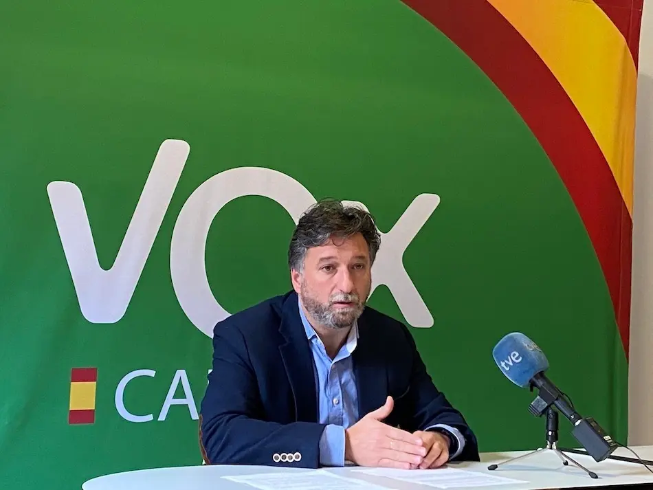 El portavoz parlamentario en Cantabria de Vox, Crist&oacute;bal Palacio. / ALERTA