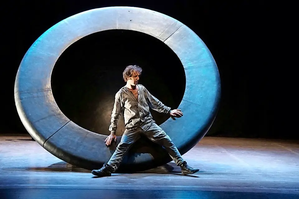 El circo &lsquo;Dej&aacute; vu&rsquo; llegar&aacute; este viernes al Palacio de Festivales. / grec2019g
