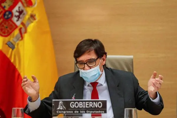 El ministro de Sanidad, Salvador Illa, durante su comparecencia este jueves ante la Comisi&oacute;n de Sanidad para informar de las medidas adoptadas para luchar contra la pandemia. EFE/Emilio Naranjo POOL