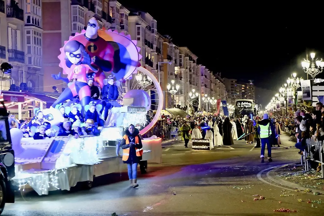 Vista de la Cabalgata de Reyes del 2019 en la capital c&aacute;ntabra. / ALERTA
