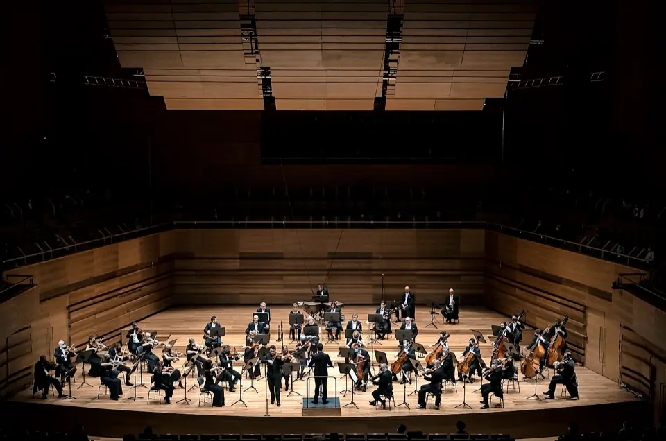 La Orquesta Sinf&oacute;nica de Castilla y Le&oacute;n. / alerta