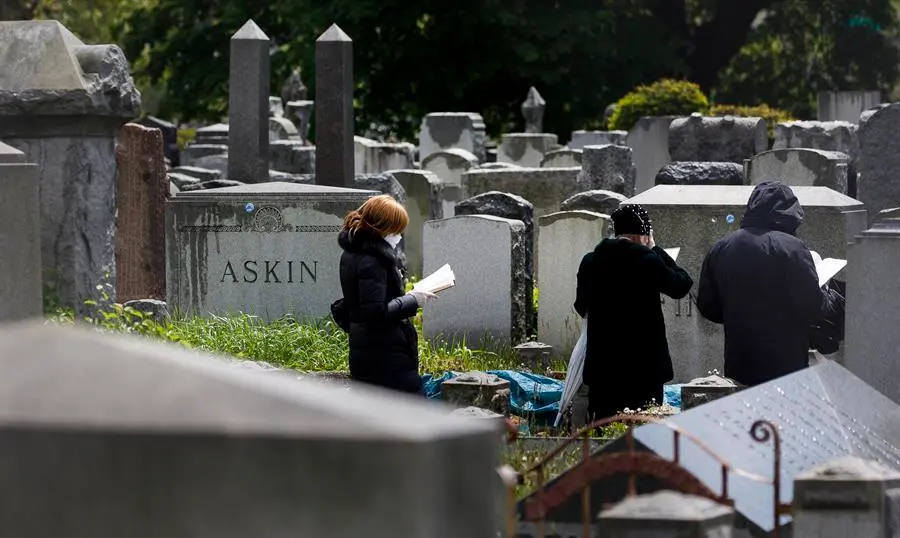 Pese a que Nueva York ya no es el estado con un mayor n&uacute;mero de contagios, s&iacute; sigue como el m&aacute;s golpeado en cuanto a muertos en Estados Unidos con 34.443. EFE/Justin Lane/Archivo