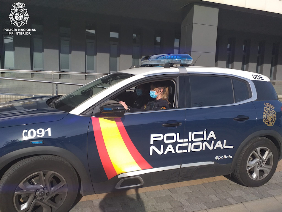 polic&iacute;a nacional