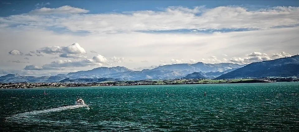 Vista de la Bah&iacute;a de Santander el pasado fin de semana. / HARDY