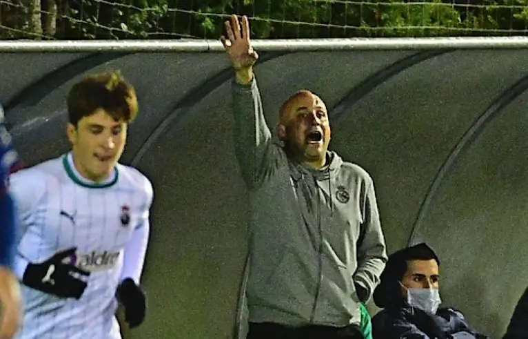 Rozada recoloca a su equipo tras la entrada de Pablo Torre. / Hardy