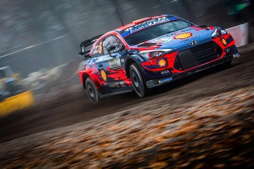 El piloto c&aacute;ntabro Dani Sordo, durante la prueba de hoy.