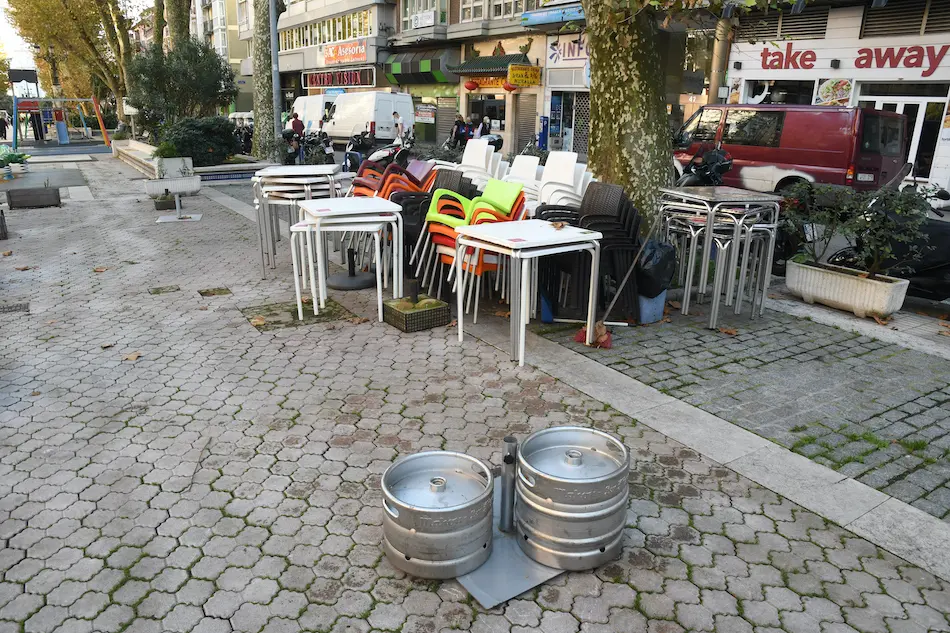 111120 SANTANDERCamareros  HOsteler&iacute;a.Foto nacho cubero