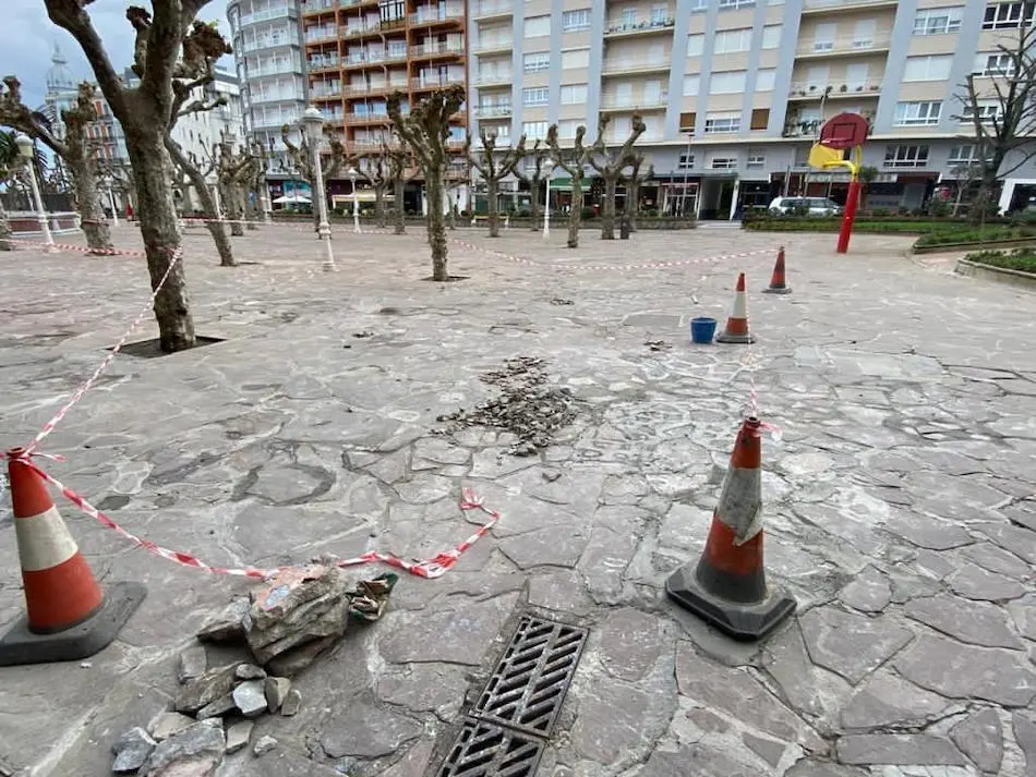 Vista de las obras de la Plaza de la Barrera. / ALERTA