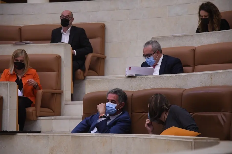 Los diputados en el Parlamento