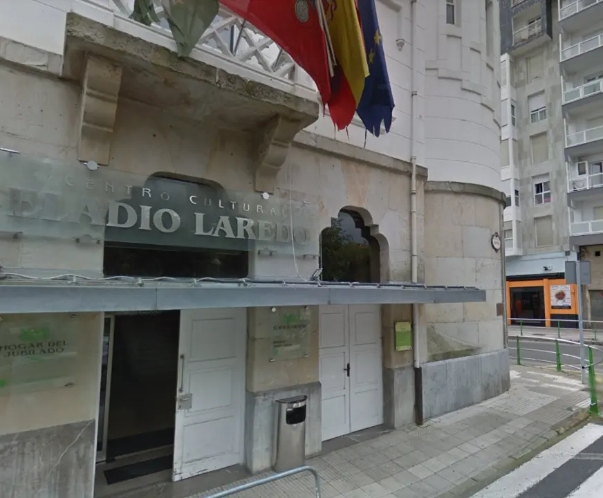 El centro cultural Eladio Laredo de Castro Urdiales, en la calle Jardines.