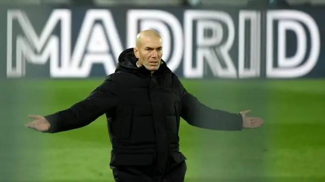 El entrenador del Real Madrid, Zin&eacute;dine Zidane.