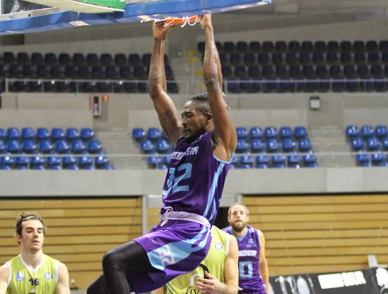 jugador del cantbasket