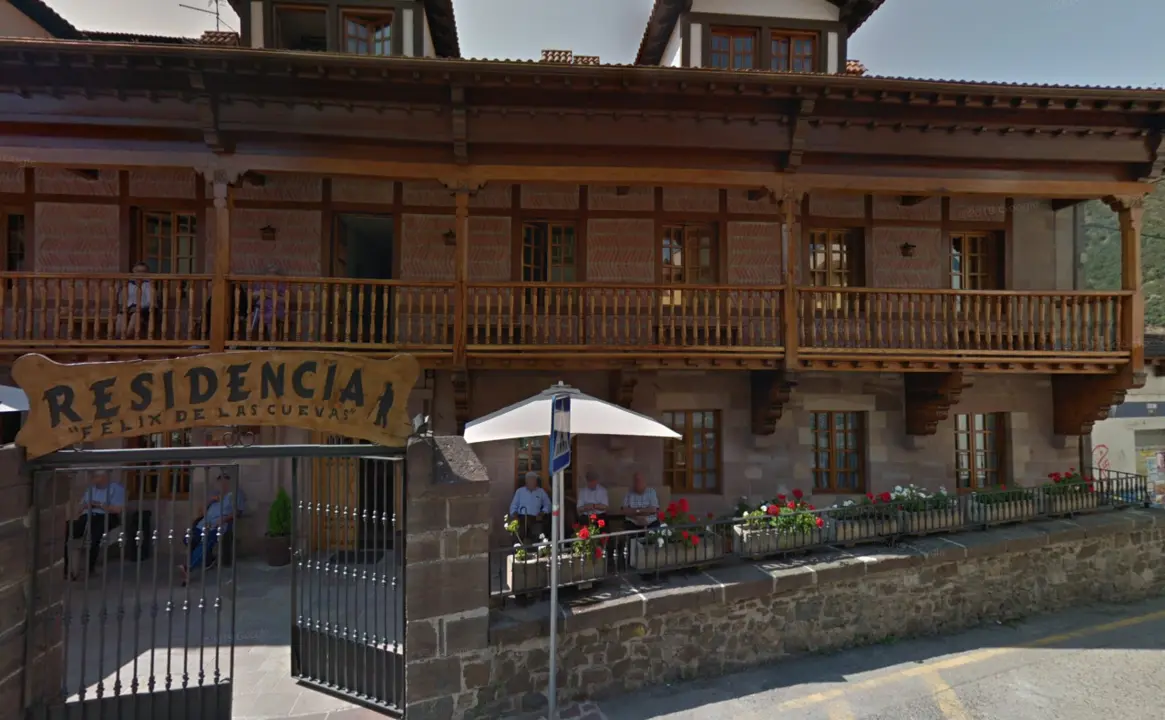 La residencia F&eacute;lix de las Cuevas de Potes. / ALERTA