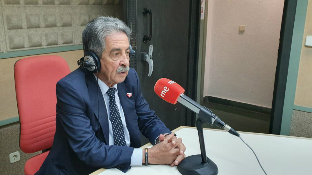El presidente de Cantabria, Miguel &Aacute;ngel Revilla. / RNE