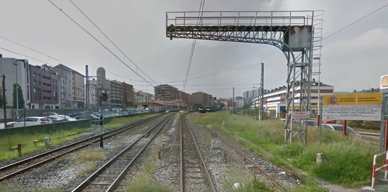 Vista de la estaci&oacute;n de tren de Torrelavega. / ALERTA