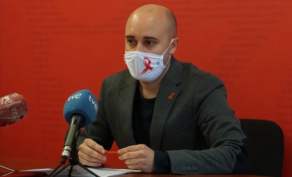 El Coordinador de IU en Cantabria, Israel Ruiz Salm&oacute;n.