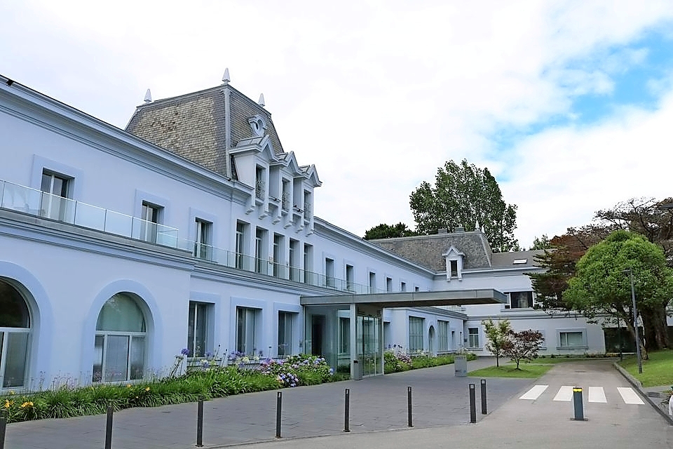 Fachada del Hospital Santa Clotilde de Santander. / ALerTA