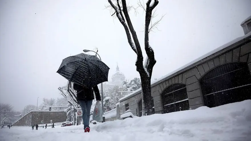 La entrada de una borrasca atl&aacute;ntica subir&aacute; las temperaturas y traer&aacute; lluvias