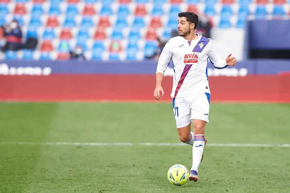 El jugador del Eibar Rafa Soares. / E. PRESS