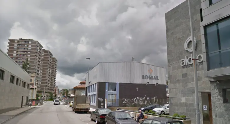 Vista de la sede de Aldro Energ&iacute;a en Torrelavega. / ALERTA