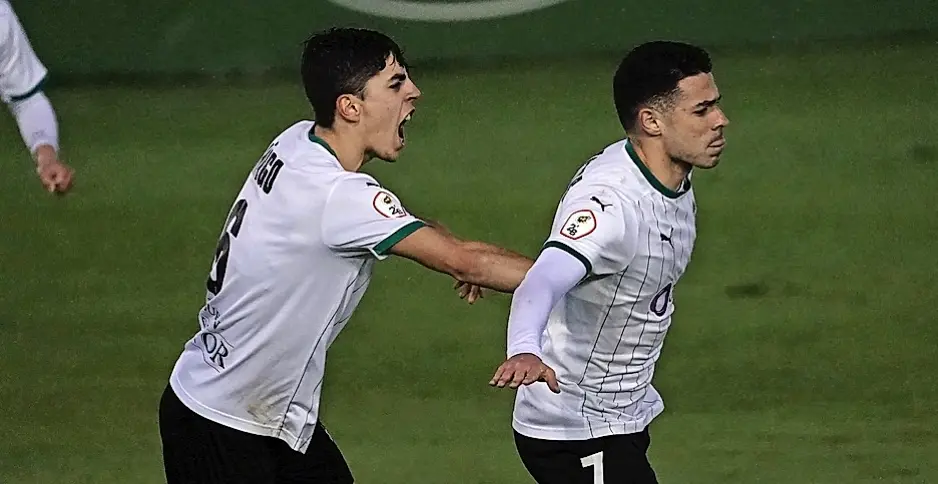 &Aacute;lvaro Bustos, celebrando el gol que marc&oacute; al Bilbao Athletic. / Hardy