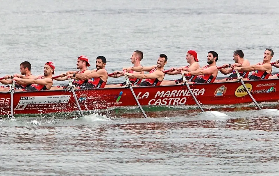 &lsquo;La Marinera&rsquo;, disputando el Campeonato de Cantabria.