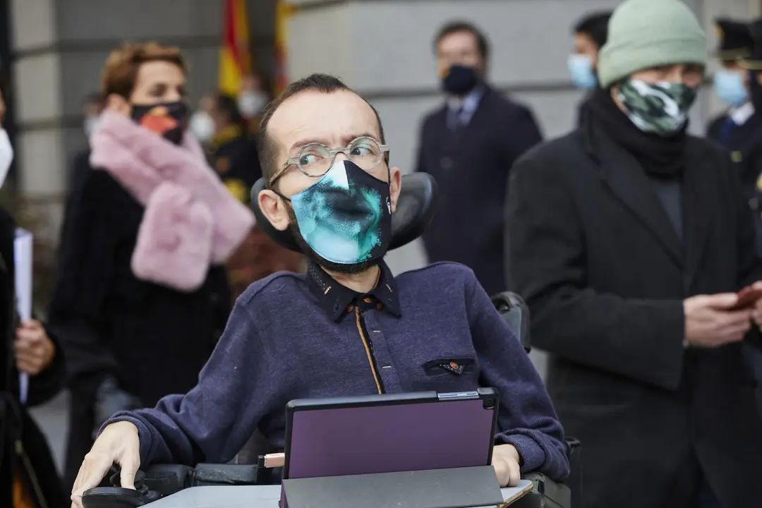 El portavoz parlamentario de Unidas Podemos, Pablo Echenique, durante el acto institucional por el D&iacute;a de la Constituci&oacute;n en el Congreso de los Diputados, en Madrid (Espa&ntilde;a), a 6 de diciembre de 2020.