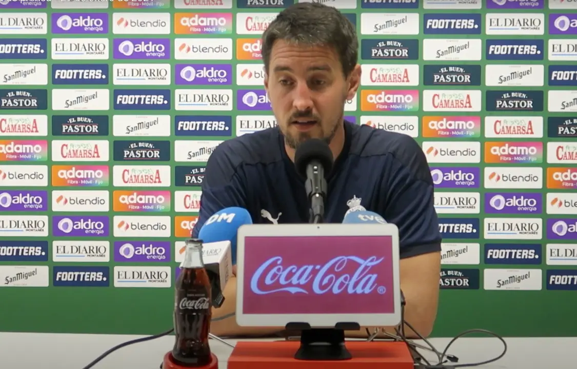 El entrenador del Racing, Aritz Solabarrieta. / Real Racing Club