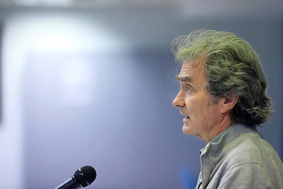 El director del Centro de Coordinaci&oacute;n de Alertas y Emergencias 
Sanitarias, Fernando Sim&oacute;n durante la rueda de prensa. / T. ROZAS