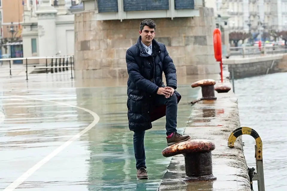 El concejal por el PSOE del Ayuntamiento de Santander, Daniel Fern&aacute;ndez. / HARDY