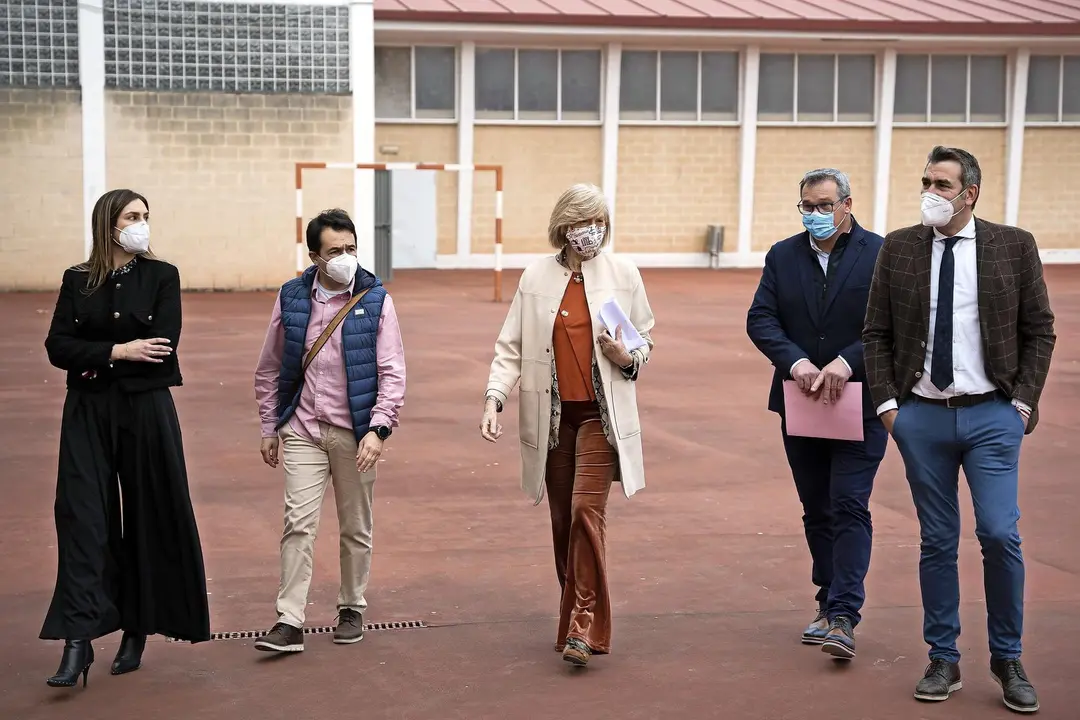 Un instante de la visita al instituto santo&ntilde;&eacute;s. / GONZALO ROGINA