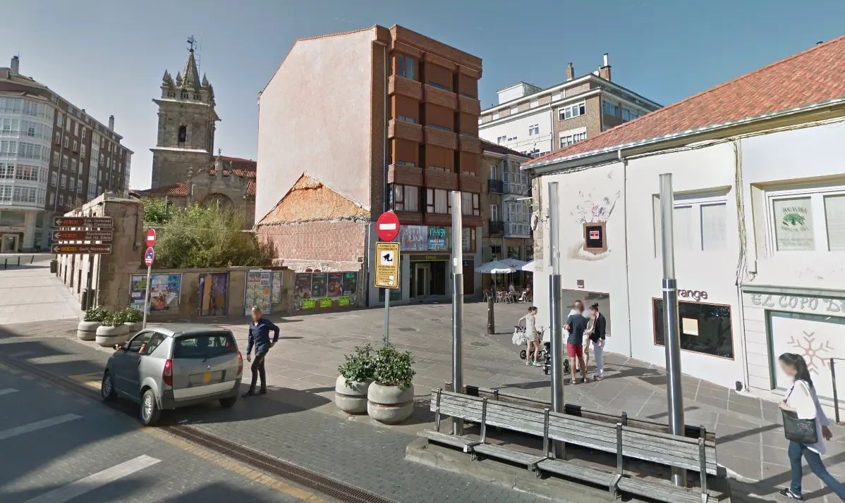 Vista de la Av. Puente de Carlos III en Reinosa. / ALERTA