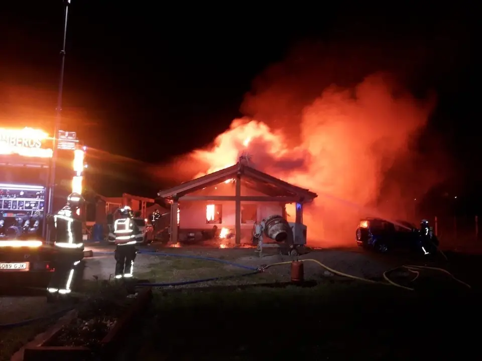 Incendio en una vivienda de Guriezo. / 112