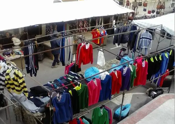 Mercadillo de Colindres.