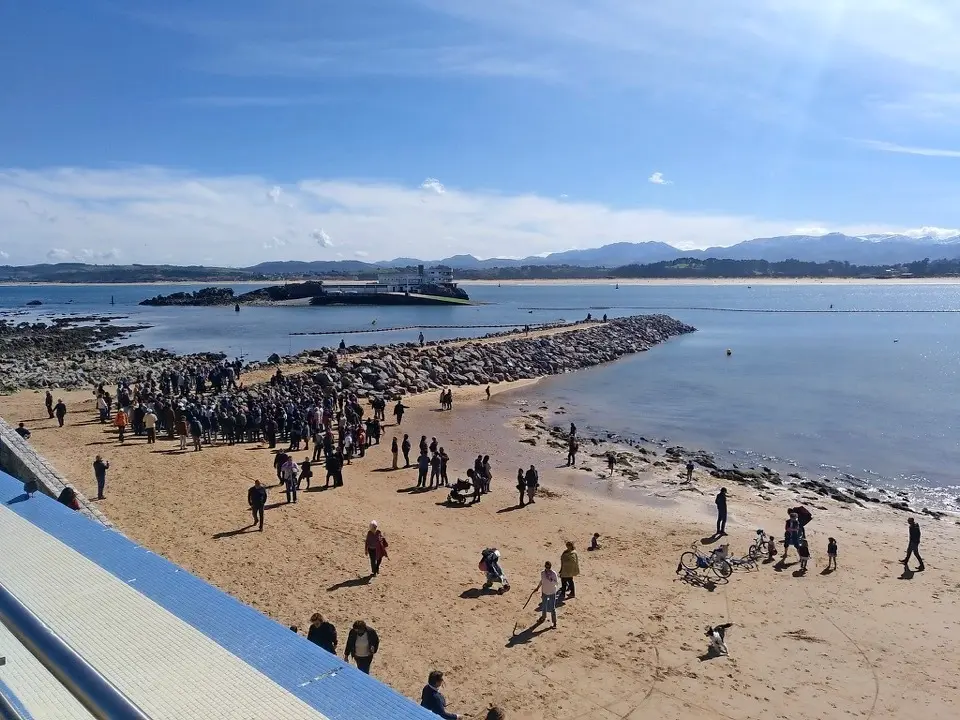 El Gobierno del PSOE paraliz&oacute; las obras de los espigones de La Magdalena. / ALERTA