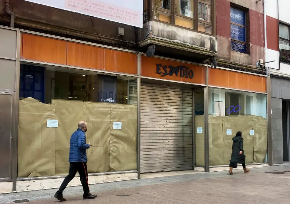 Vista de la situaci&oacute;n de la librer&iacute;a Studio en la calle Burgos de Santander. / FB