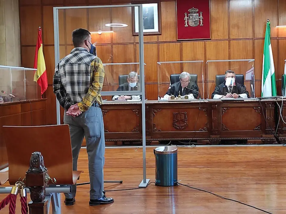 El acusado durante el juicio. / E. PRESS