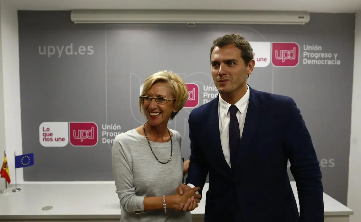 Archivo - Los l&iacute;deres de UPyD, Rosa D&iacute;ez, y de Ciudadanos (C's), Albert Rivera, en 2014 
