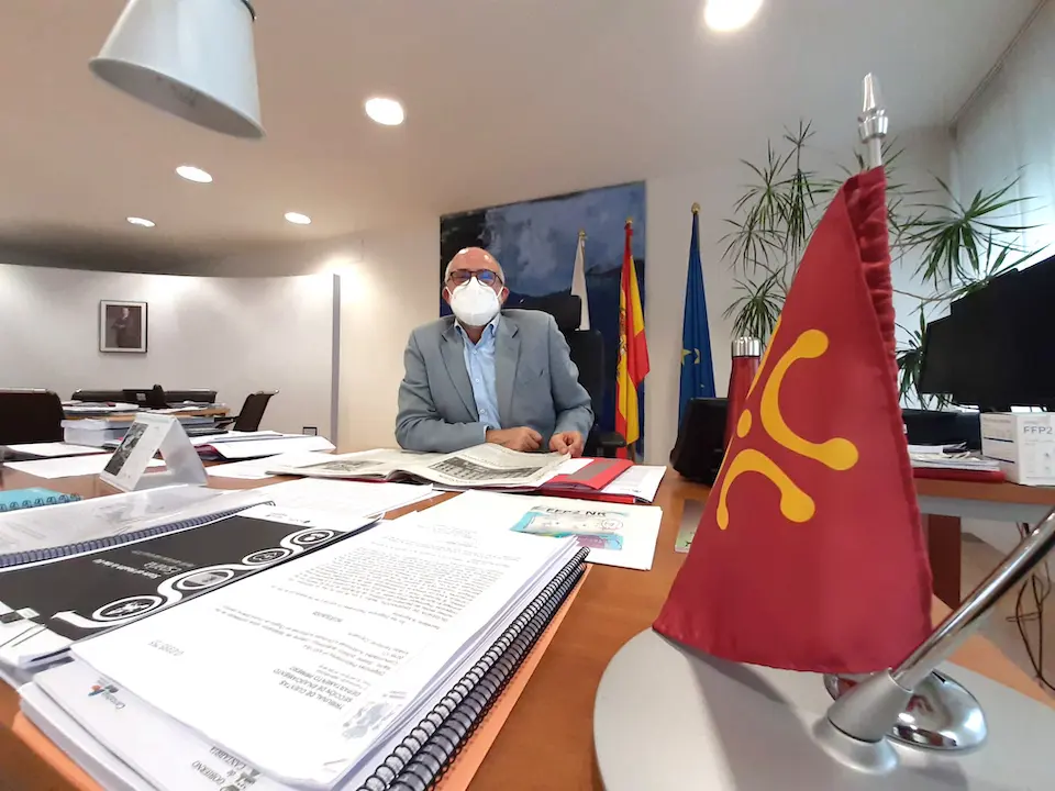 El consejero de Sanidad, Miguel Rodr&iacute;guez. / ALERTA