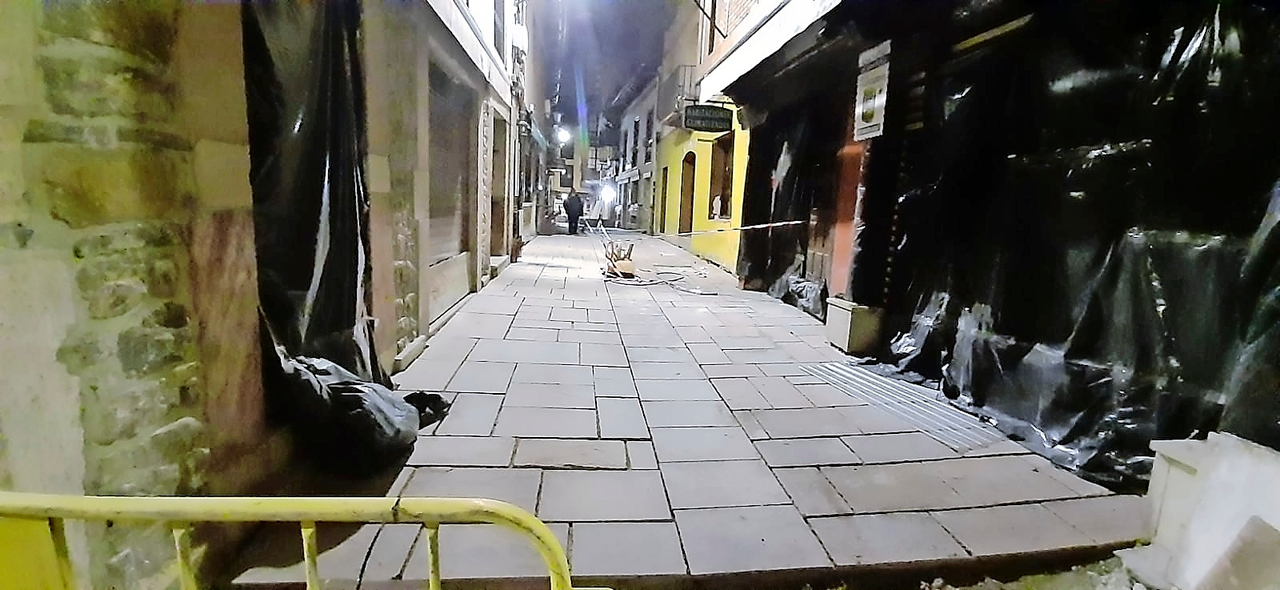 Vista de la calle C&aacute;ntabra en Potes. / ALERTA
