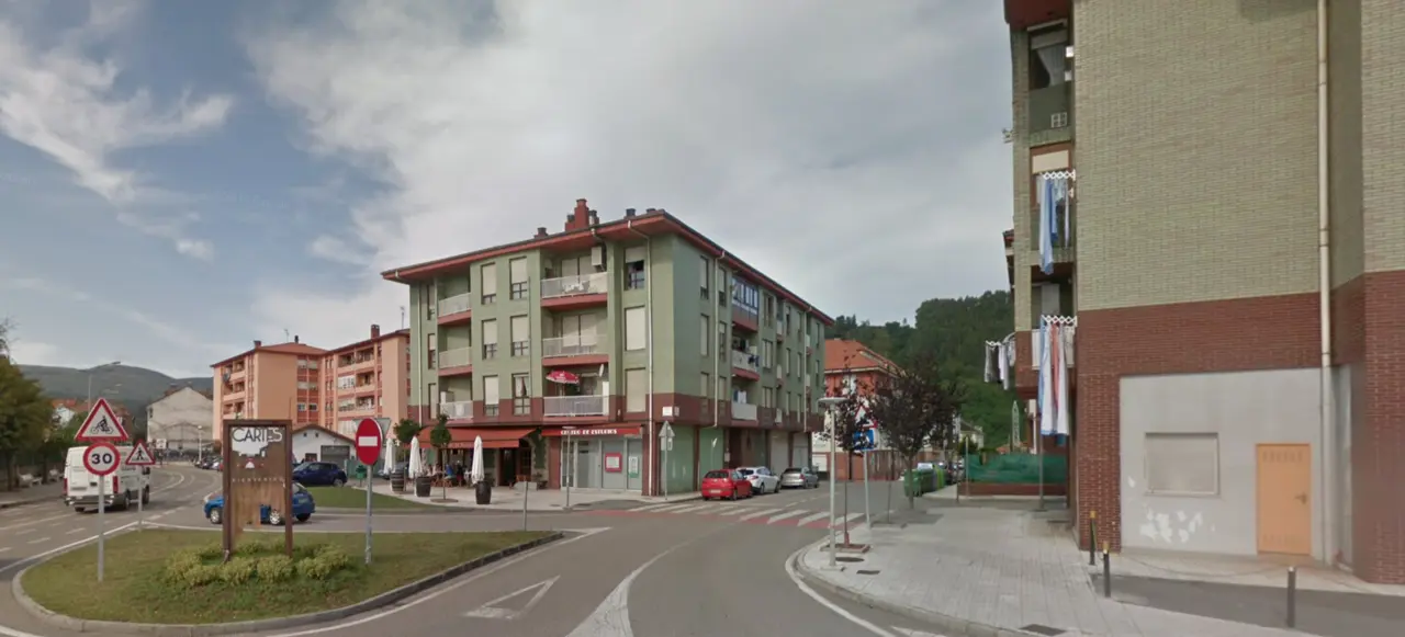 Vista de la entrada a la localidad de Cartes en la comarca del Besaya. / ALERTA