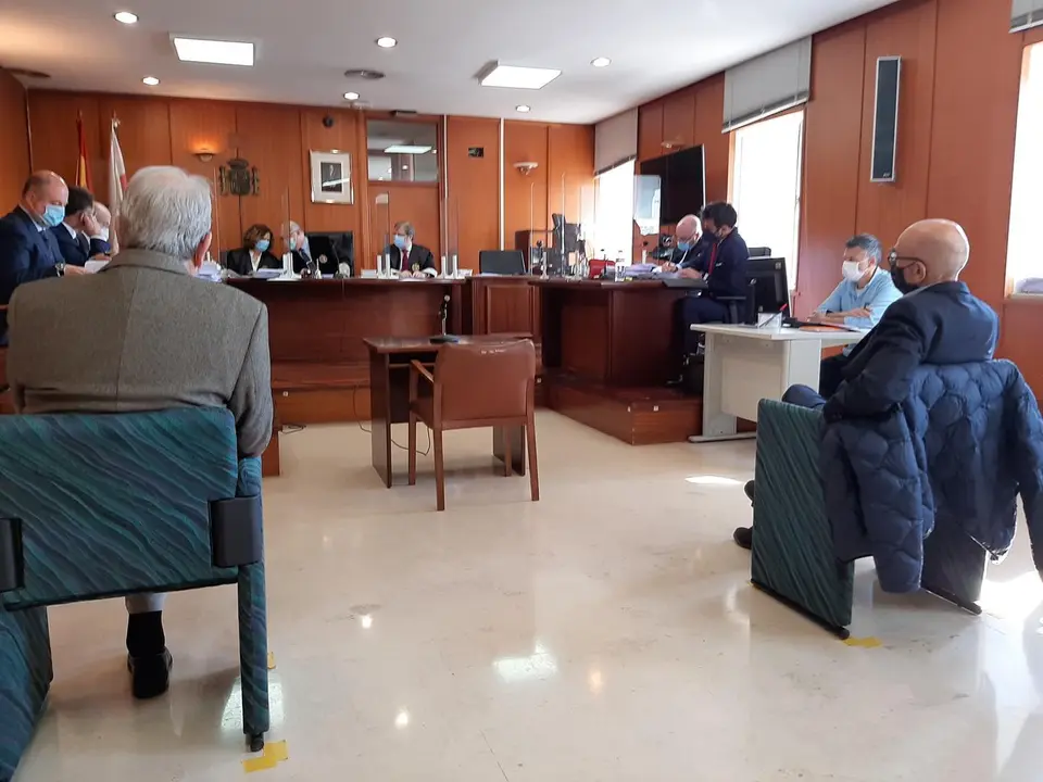 El exalcalde de Noja, en el arranque del juicio contra &eacute;l por el caso Nocanor, aplazado a mayo de 2021