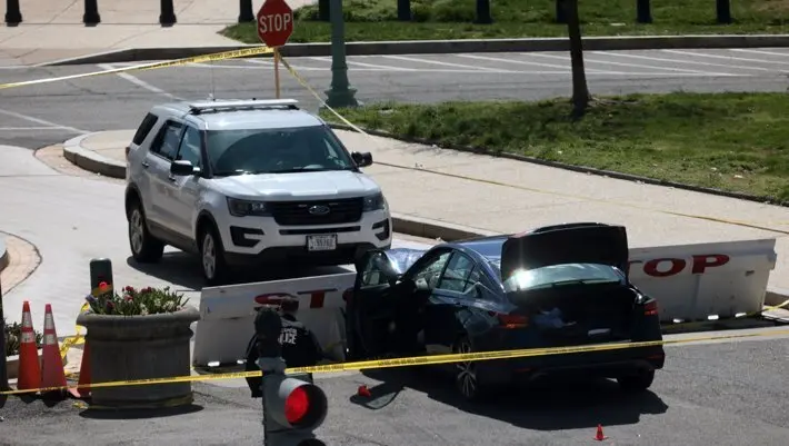 El Capitolio de Estados Unidos, cerrado despu&eacute;s de que un coche embistiera contra dos agentes de Polic&iacute;a - GETTY