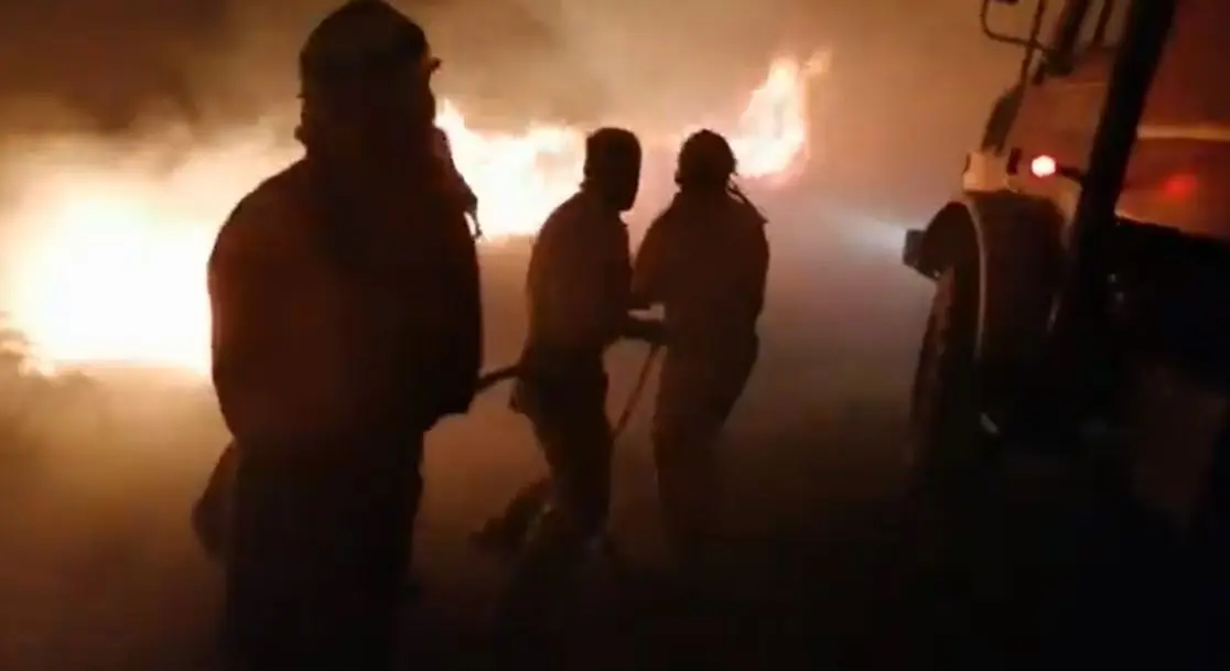 Cantabria registra en estos momentos un incendio forestal activo en Val de As&oacute;n (Soba).
