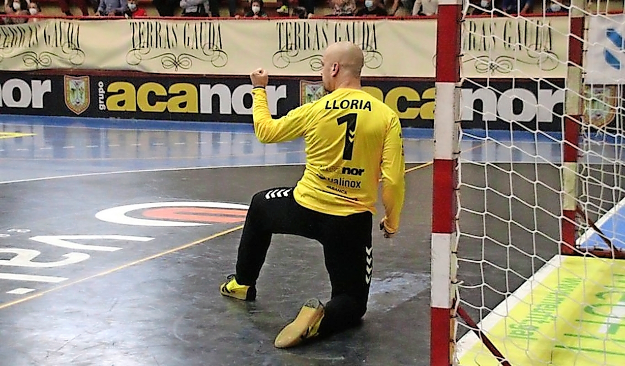 Garc&iacute;a Lloria.