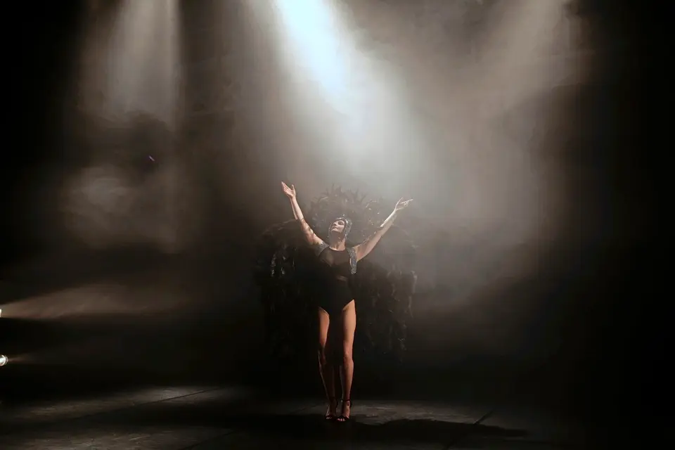 Poliana Lima presentar&aacute; este s&aacute;bado, 17 de abril, su solo &lsquo;Hueco&rsquo; en el Caf&eacute; de las Artes. / alerta