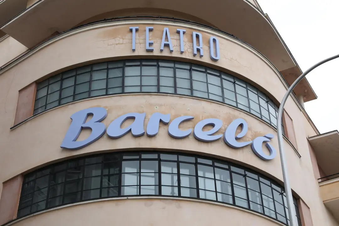 Archivo - Fachada del Teatro Barcel&oacute; de Madrid